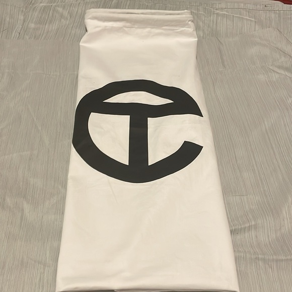 Telfar | White & Black Logo Drawstring Dust Bag Brand New, Pre Owned, Never Used - Picture 5 of 13